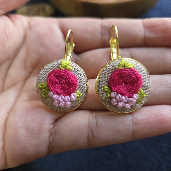 Handembroidered Earrings - Picture 5 of 5